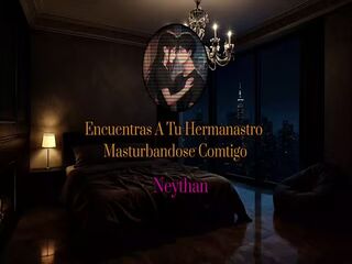 Encuentras A Tu Hermanastro Masturbandose contigo- ASMR ROLEPLAY